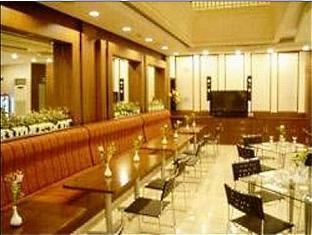 Plaza Inn Kendari Ngoại thất bức ảnh