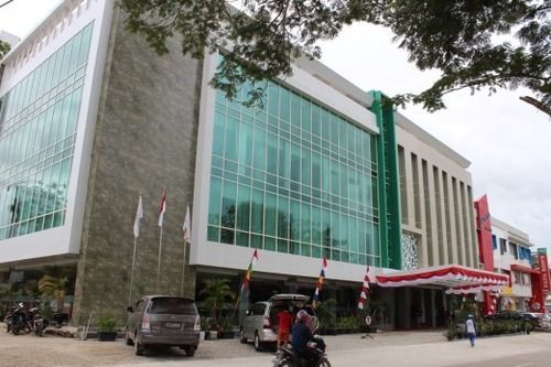 Plaza Inn Kendari Ngoại thất bức ảnh